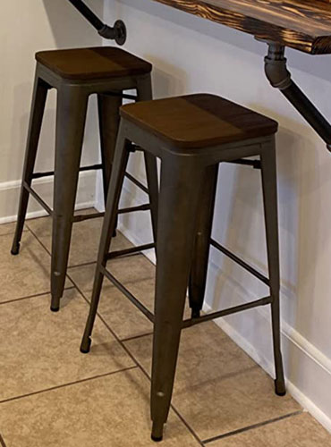 Square Pub Table And Chairs